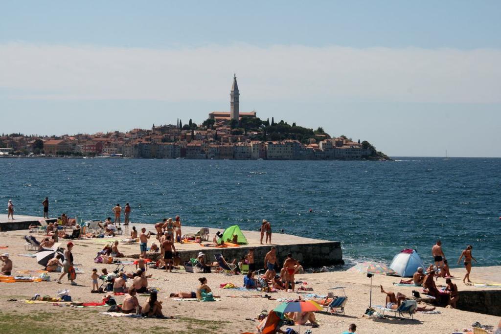 Apartments Javor Rovinj Bagian luar foto